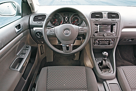 VW_SKR003_salon