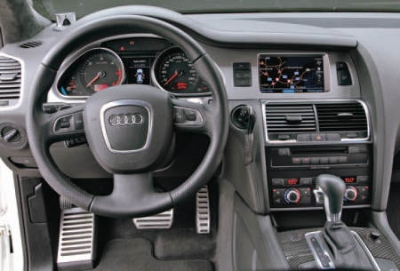 audi_salonas