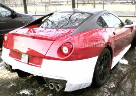 ferrari_gro1